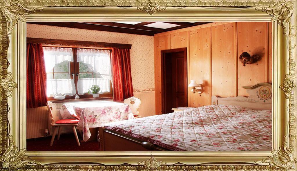 Landhaus Hotel Romantik Гота Стая снимка